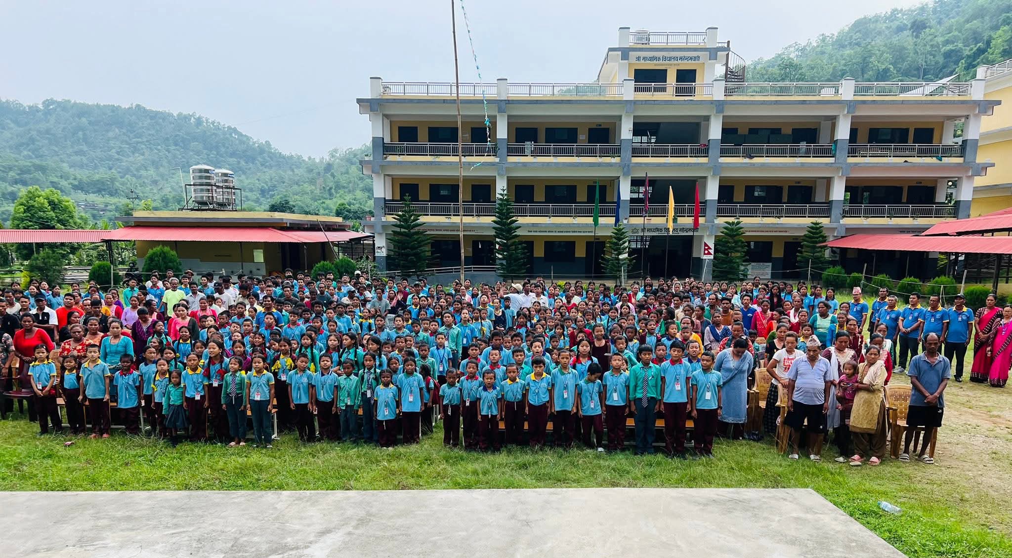 एसईईमा मावि महेन्द्रझ्याडी पालिकाकै उत्कृष्ट बन्न सफल